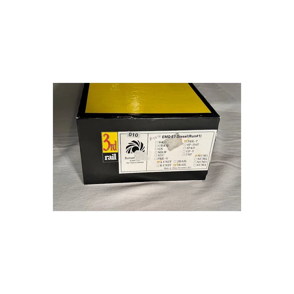 3RD RAIL/SUNSET PRR EMD E7 3R DIESEL(RUN #1) TUSCAN USED — photo 10